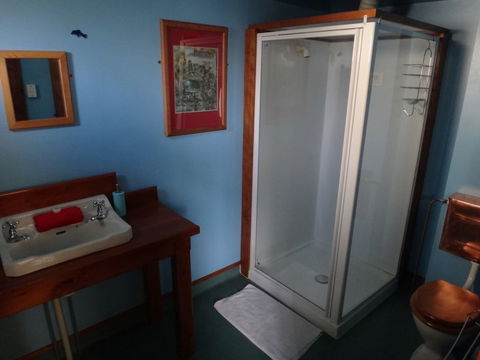 The Old Countryhouse Backpackers - Accommodation New Zealand 7