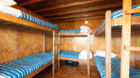 YHA Bay Of Islands The Rock Cruise - Accommodation New Zealand 6