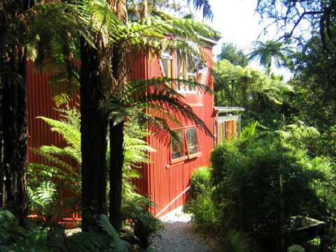 YHA Punakaiki - Accommodation New Zealand 3