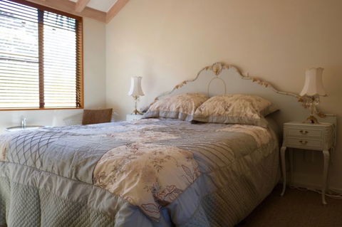 Hapua Lodge - Accommodation New Zealand 1