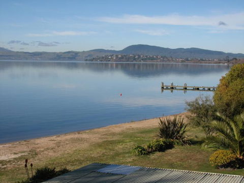 Shula's Lake House - Accommodation New Zealand 4