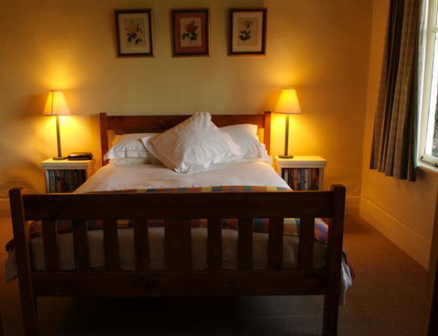 Off The Rails - Accommodation New Zealand 0