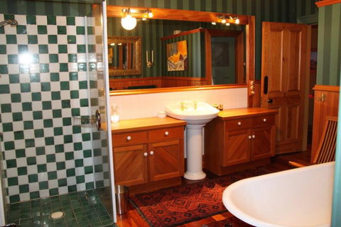Villa Rouge B&B - Accommodation New Zealand 1