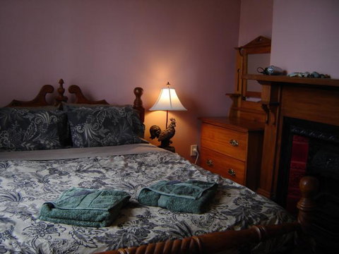 Designer Cottage B&B - Accommodation New Zealand 14