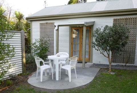 Underhill Cottage - Accommodation New Zealand 0