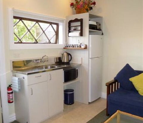 Underhill Cottage - Accommodation New Zealand 4