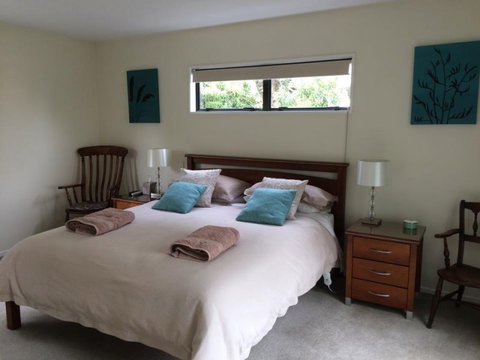 Garden B And B - Accommodation New Zealand 9
