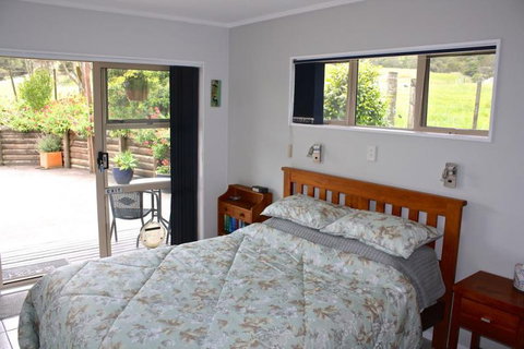 Hillside B&B - Accommodation New Zealand 3
