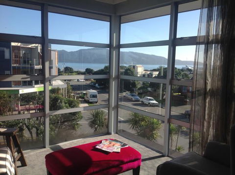 Top Floor Bed And Breakfast - Accommodation New Zealand 1
