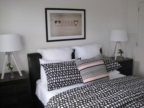 Acorns Wellington Apartment - Accommodation New Zealand 5