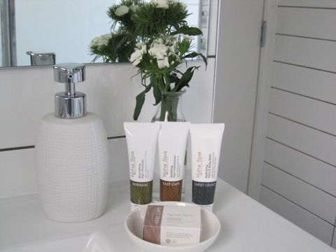 Acorns Wellington Apartment - Accommodation New Zealand 10