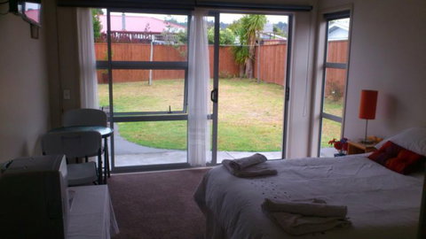 Shore Line B&B - Accommodation New Zealand 3