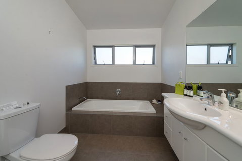Lupin Lodge Bed & Breakfast - Accommodation New Zealand 1