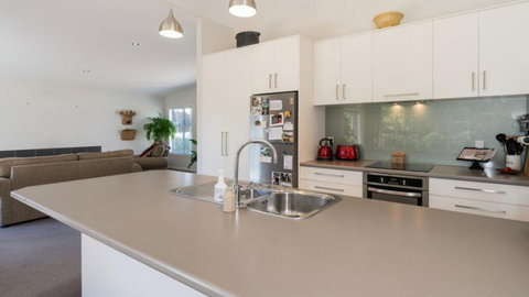 Lupin Lodge Bed & Breakfast - Accommodation New Zealand 7