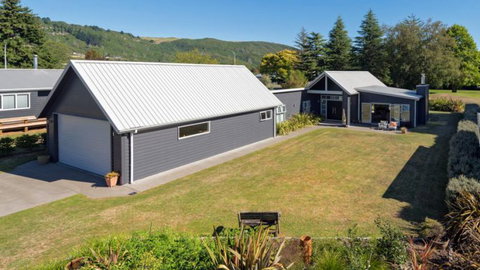 Lupin Lodge Bed & Breakfast - Accommodation New Zealand 12