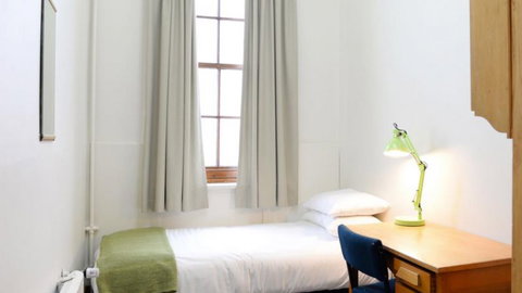 Burns Lodge At Holy Cross Centre - Accommodation New Zealand 3