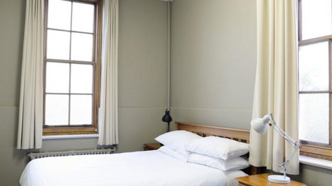 Burns Lodge At Holy Cross Centre - Accommodation New Zealand 5