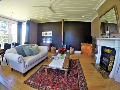 The Old Doctor's Residence - Accommodation New Zealand 3