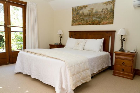 Cambria House - Accommodation New Zealand 2