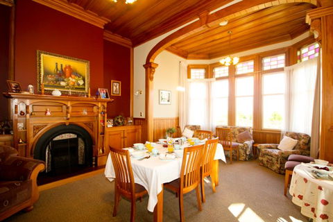 Villa Heights Bed And Breakfast - Accommodation New Zealand 7