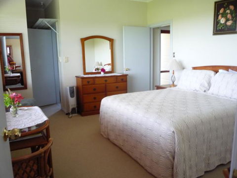 Villa Heights Bed And Breakfast - Accommodation New Zealand 9