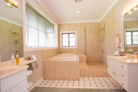 Havelock House - Accommodation New Zealand 4