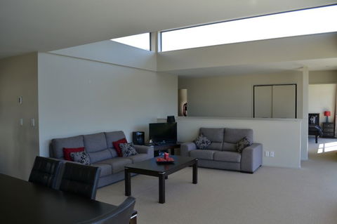 Riverside Apartment Taupo - Accommodation New Zealand 10