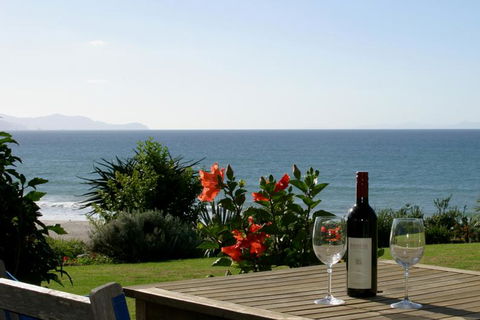  Kuaotunu Bay Lodge - Accommodation New Zealand 2