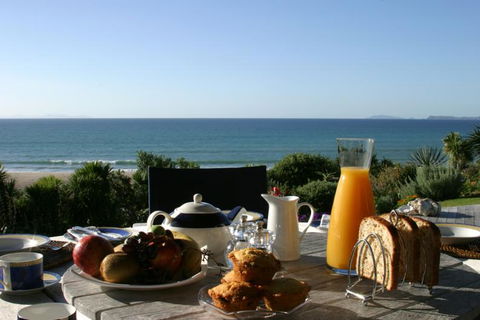  Kuaotunu Bay Lodge - Accommodation New Zealand 3