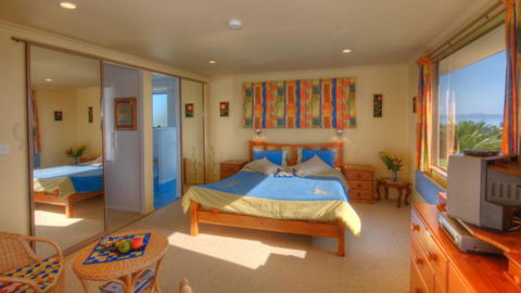 Carneval Ocean View - Accommodation New Zealand 3