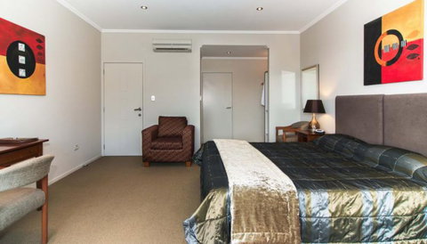 Decks Of Paihia - Accommodation New Zealand 12