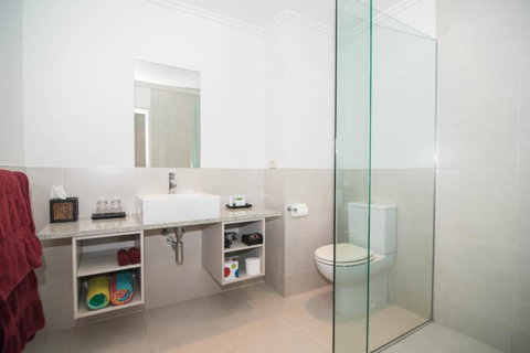 Decks Of Paihia - Accommodation New Zealand 15