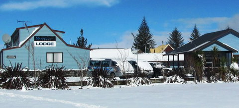 Adventure Lodge - Accommodation New Zealand 9