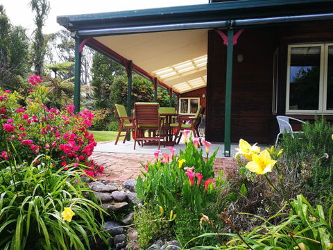 Awatuna Homestead - Accommodation New Zealand 0