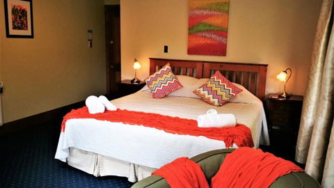 Awatuna Homestead - Accommodation New Zealand 9