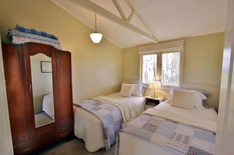 B&B Blossom Cottage - Accommodation New Zealand 3