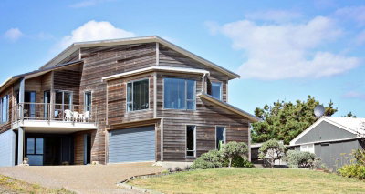 Windy Waves Bed And Breakfast