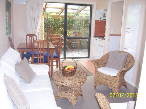 Muffin's Self-Contained Bed & Breakfast - Accommodation New Zealand 1