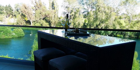 Riverside 2 Taupo Riverfront Apartment - Accommodation New Zealand 11