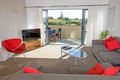 Surf And Sand Ohope's Beachfront Accommodation