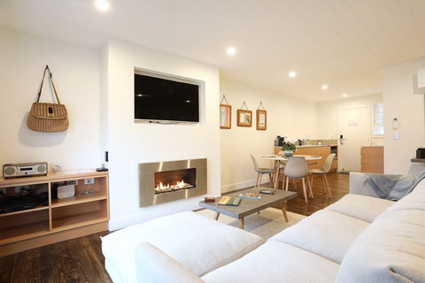 The Lodges At Transport World - Accommodation New Zealand 4