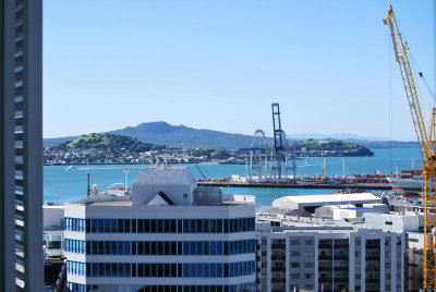 Mod On The Quad - Auckland City Apartment