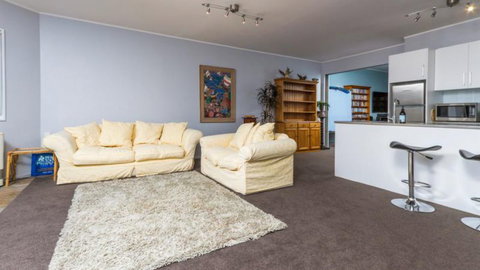 Beachside Holiday - Castor Bay Holiday Apartment - Accommodation New Zealand 11