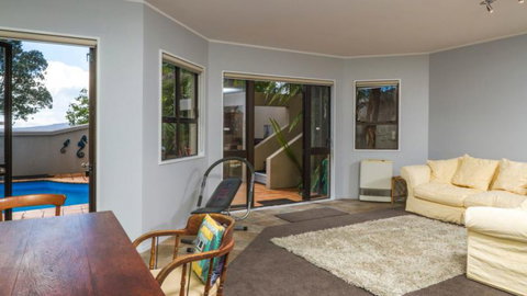 Beachside Holiday - Castor Bay Holiday Apartment - Accommodation New Zealand 12