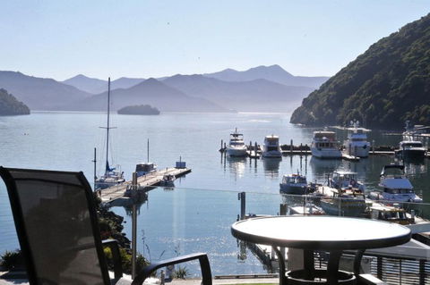 Picton Waterfront Luxury Apartments - Accommodation New Zealand 5