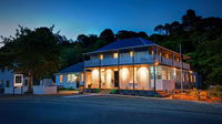 The Old Oak Boutique Hotel