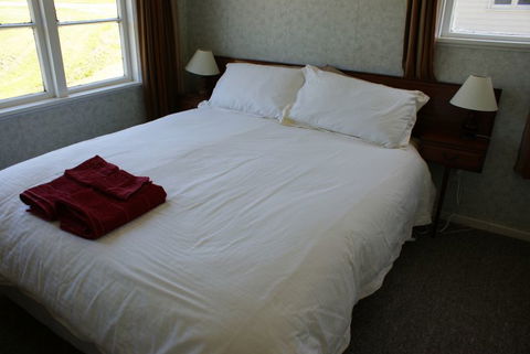 Chaslands Farm Cottages - Accommodation New Zealand 3