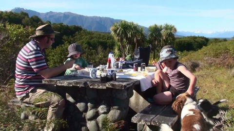 Kepler Oaks Chalet - Accommodation New Zealand 5