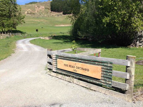 The Pear Orchard Lodge - Accommodation New Zealand 2