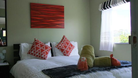 Kepler Mountain View Alpaca Cottage - Accommodation New Zealand 6